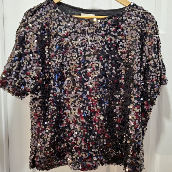 Black Sequin Crop Top - Picture 2 of 4